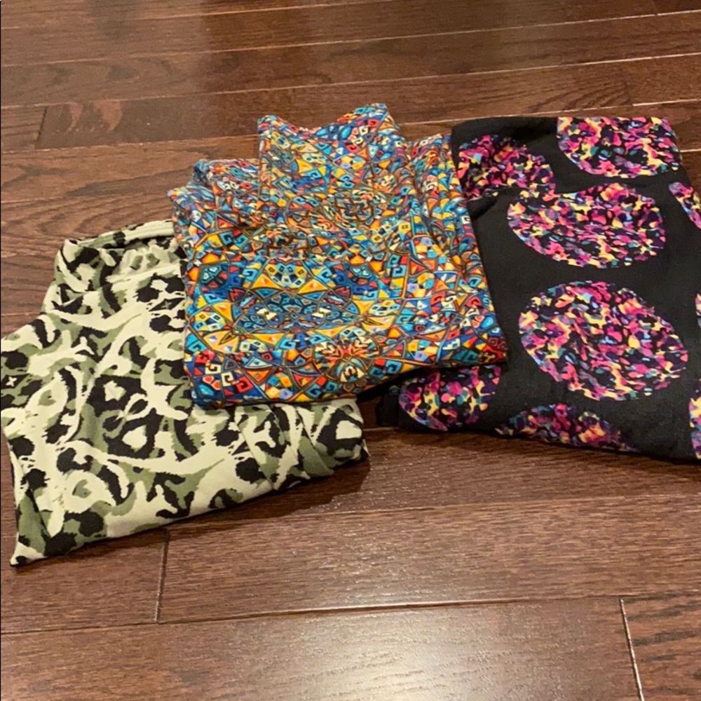 3 cute pairs of leggings